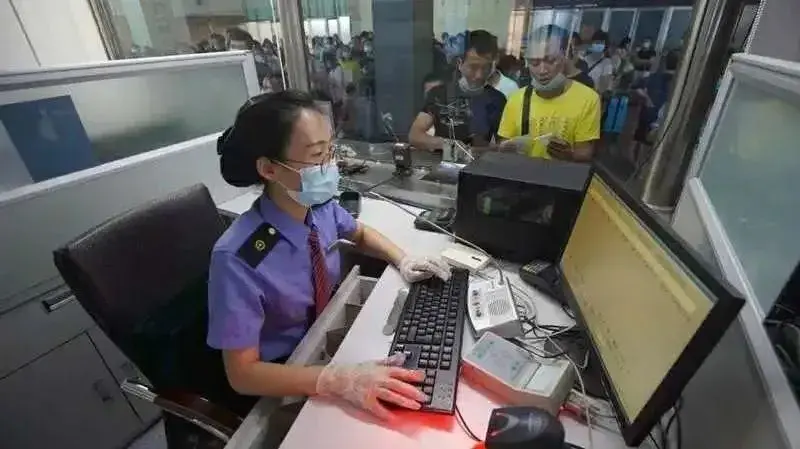 我是大一小萌新，學(xué)生票到底怎么買？